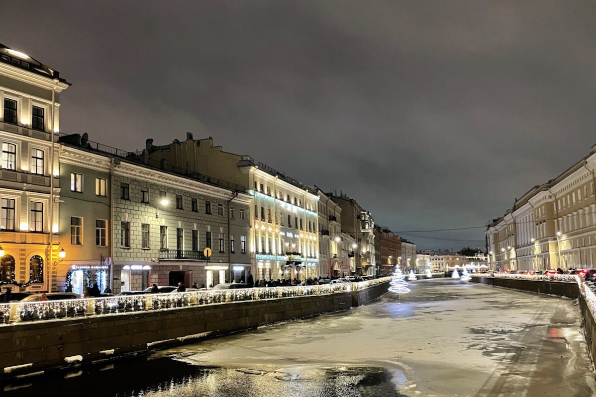 Куда сходить в ночном Санкт-Петербурге