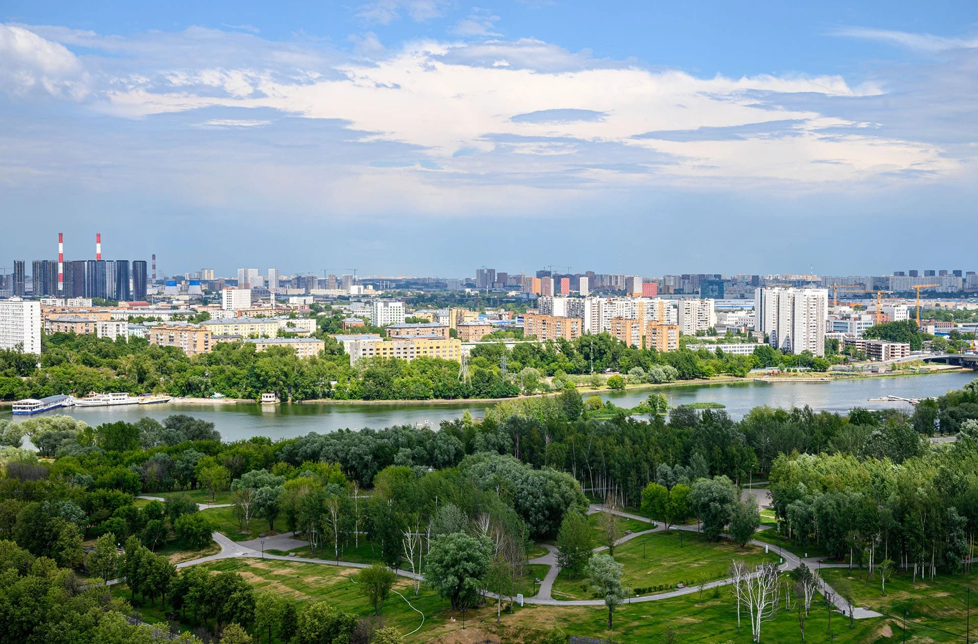 Отели на берегу Москва-реки