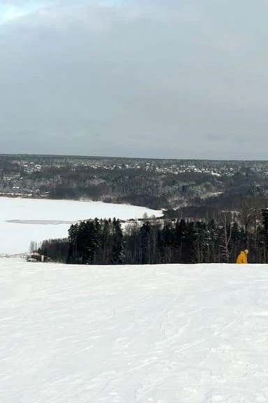 preview_Зимний отдых в Ленинградской области: где покататься на лыжах и сноуборде